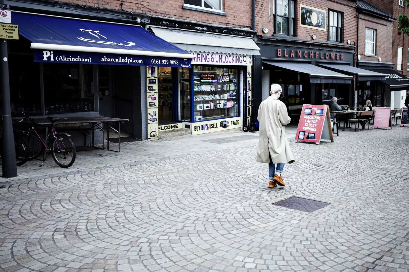 Photograph from the series Altrincham, image 16.