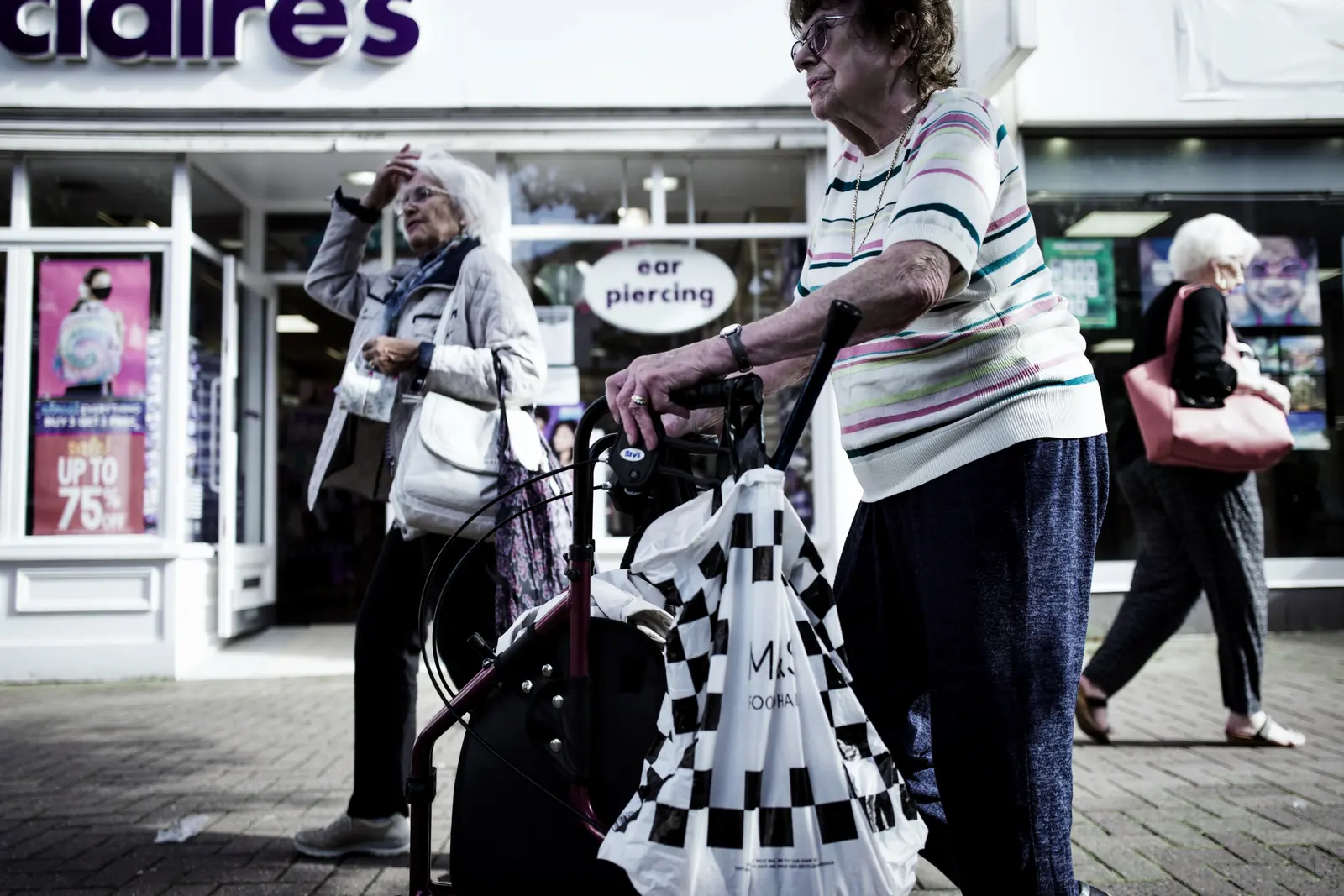 Photograph from the series Altrincham, image 18.